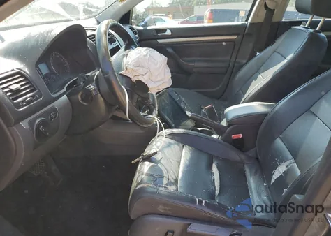 2009 Volkswagen Jetta Se z USA, uszkodzony, nr VIN 3VWRZ71K19M080745